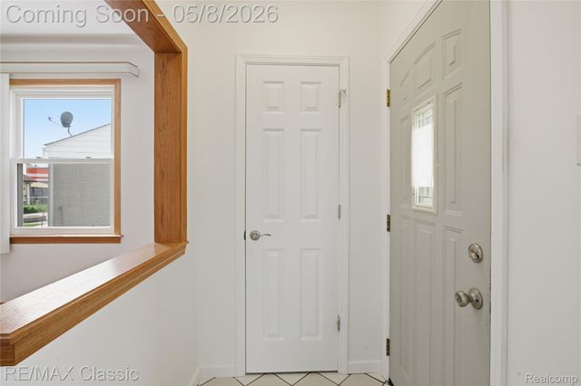 1829 Alard Avenue, Lincoln Park, MI 48146