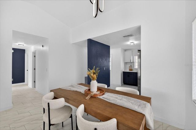 7819 CHAPERON COURT, Tampa, FL 33637