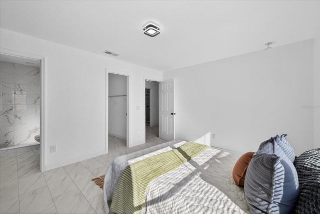 7819 CHAPERON COURT, Tampa, FL 33637