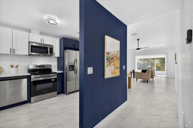 7819 CHAPERON COURT, Tampa, FL 33637