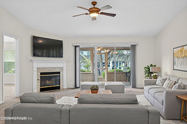 3898 GREEN VIEW Terrace, Middleburg, FL 32068