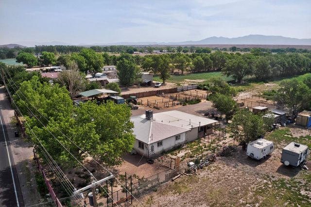2669 NM HWY 47, Los Lunas, NM 87031