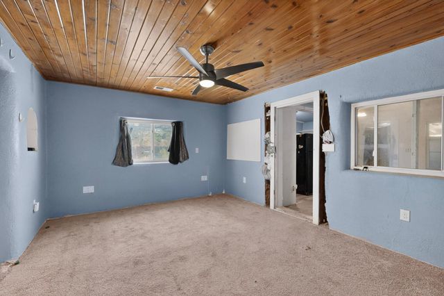 2669 NM HWY 47, Los Lunas, NM 87031