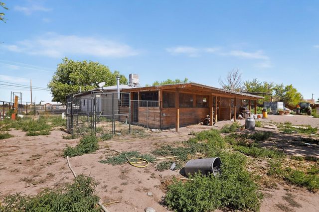 2669 NM HWY 47, Los Lunas, NM 87031