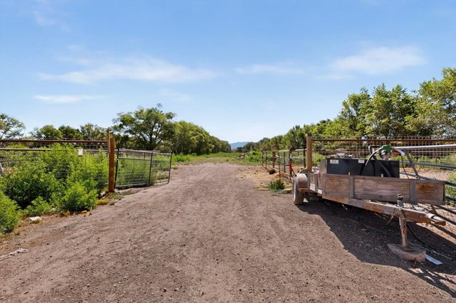 2669 NM HWY 47, Los Lunas, NM 87031