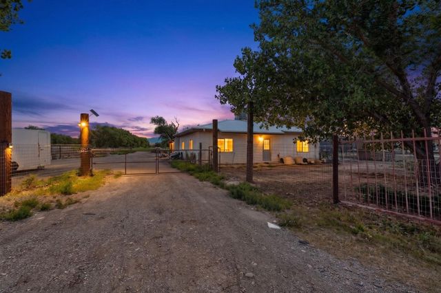 2669 NM HWY 47, Los Lunas, NM 87031