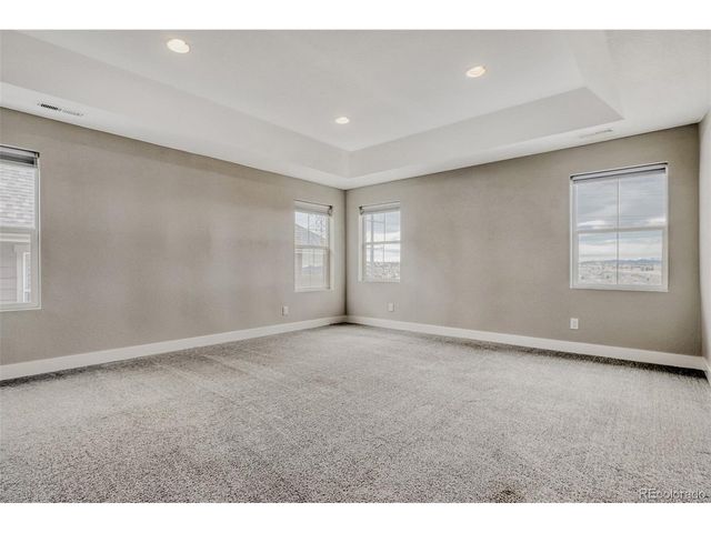 8055 S Elk Ct, Aurora, CO 80016