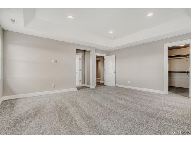 8055 S Elk Ct, Aurora, CO 80016