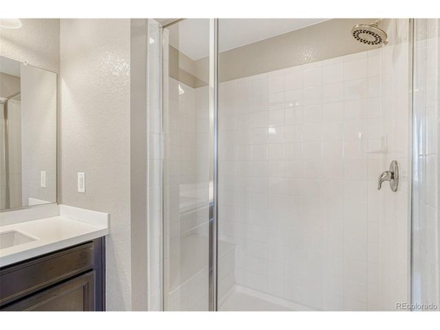 8055 S Elk Ct, Aurora, CO 80016