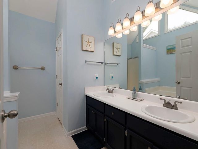217 Leighs Trace, Mcdonough, GA 30253