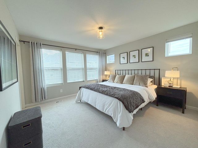212 Junco Road N, Lake Elmo, MN 55042