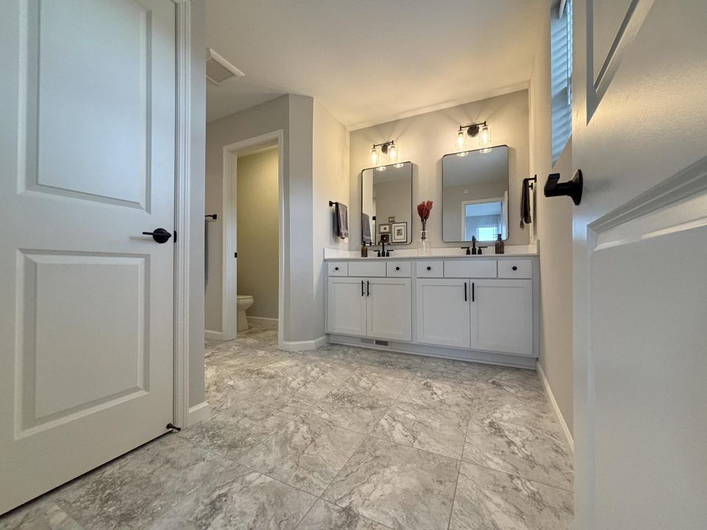 212 Junco Road N, Lake Elmo, MN 55042 — photo 3