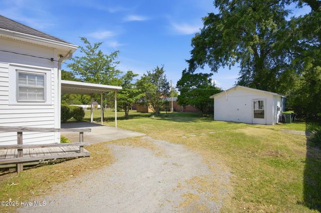4162 E Church Street, Farmville, NC 27828