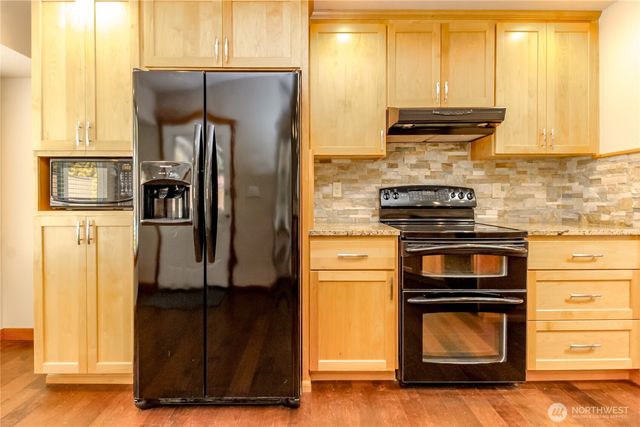 14817 105th Avenue Ct E, Puyallup, WA 98374