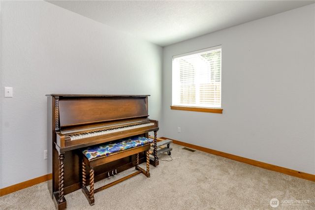 14817 105th Avenue Ct E, Puyallup, WA 98374