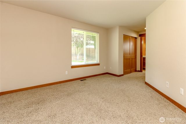 14817 105th Avenue Ct E, Puyallup, WA 98374