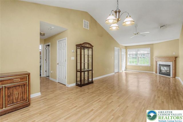 1360 Silo Drive, Forks Twp, PA 18040