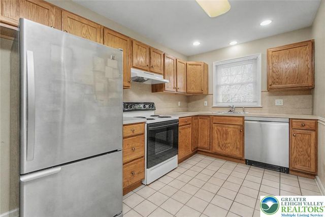 1360 Silo Drive, Forks Twp, PA 18040