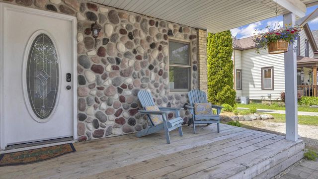 42 S Milwaukee STREET, Plymouth, WI 53073