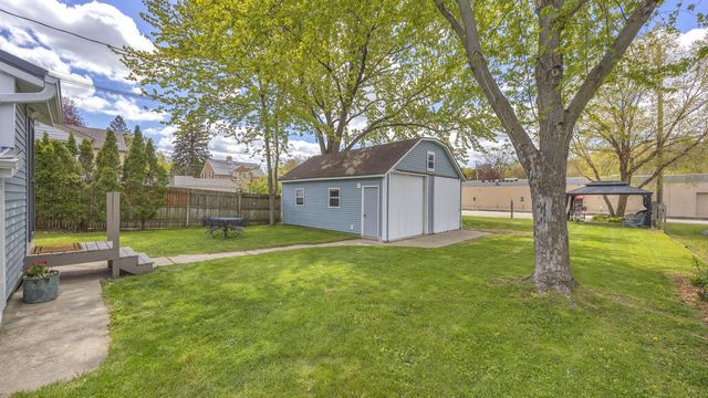 42 S Milwaukee STREET, Plymouth, WI 53073
