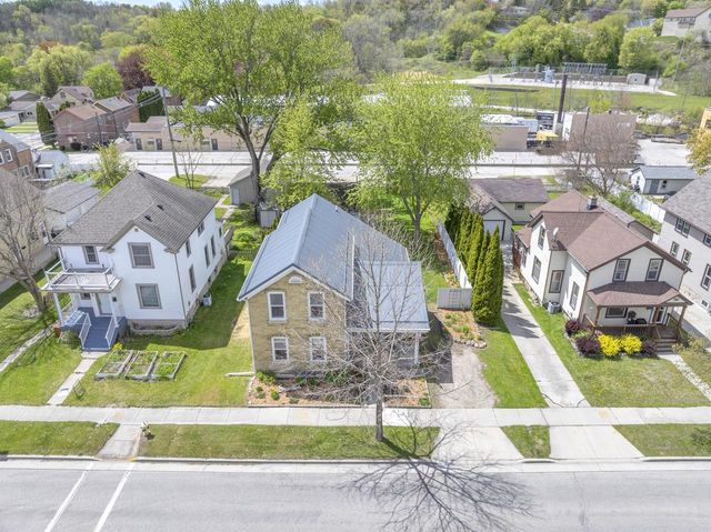 42 S Milwaukee STREET, Plymouth, WI 53073