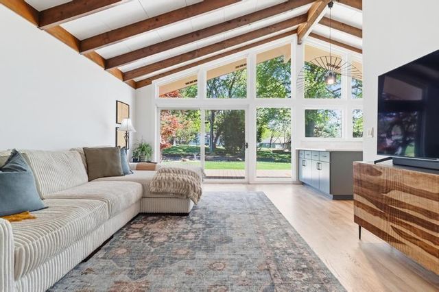 10339 High Drive, Leawood, KS 66206