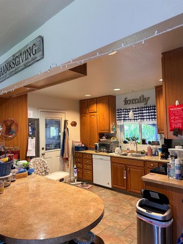 5580 Marysville Rd, Browns Valley, CA 95918