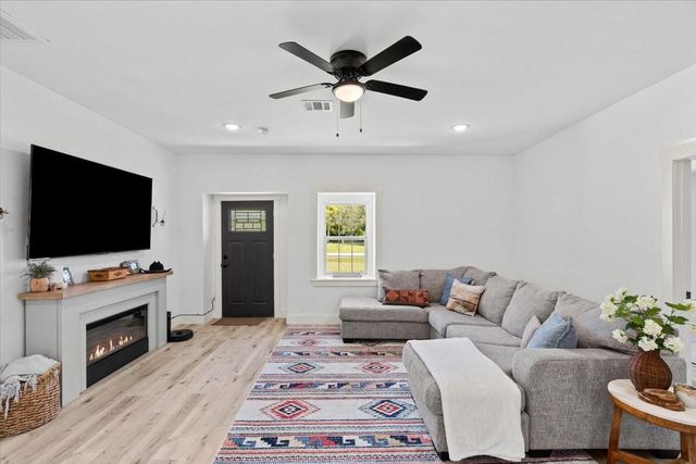 13509 S Bellaire Street, Santa Fe, TX 77510