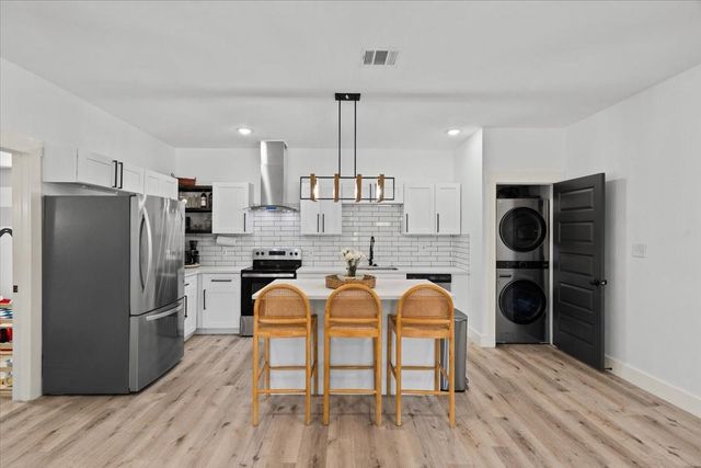13509 S Bellaire Street, Santa Fe, TX 77510
