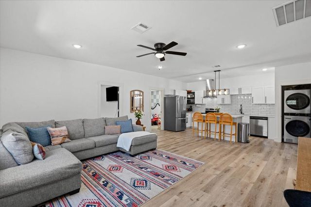 13509 S Bellaire Street, Santa Fe, TX 77510