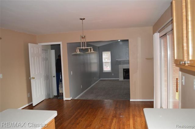 40433 Bluesprings Court, Canton, MI 48188