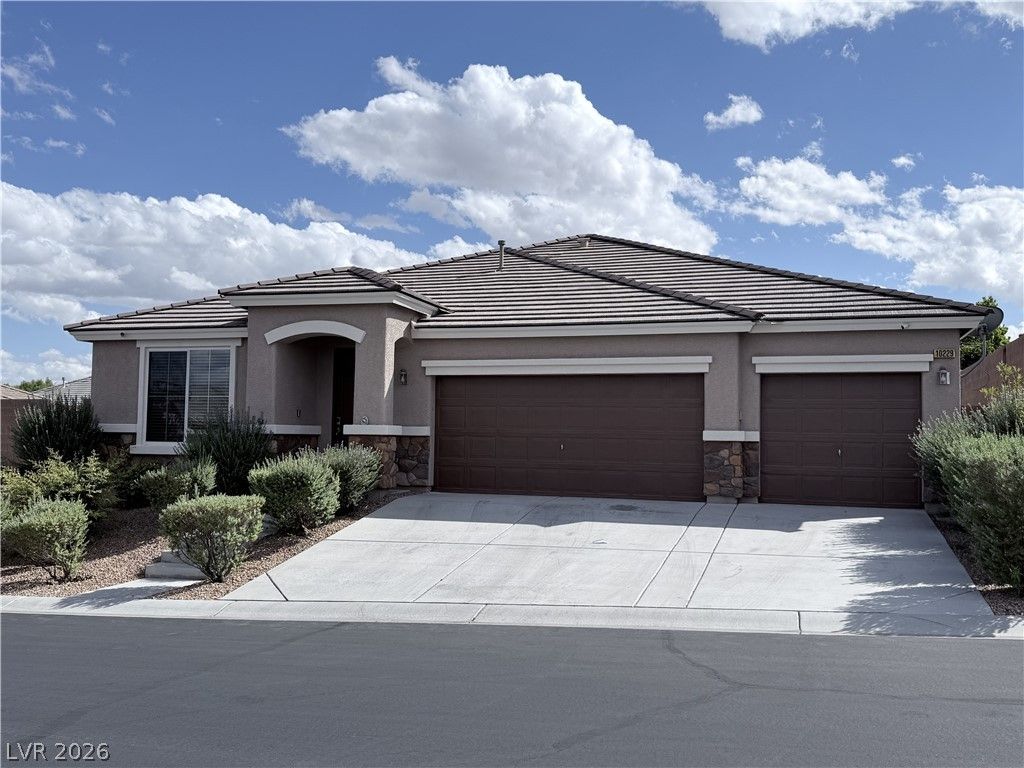 10229 Pine Ridge Peak Avenue, Las Vegas, NV 89166 — exterior