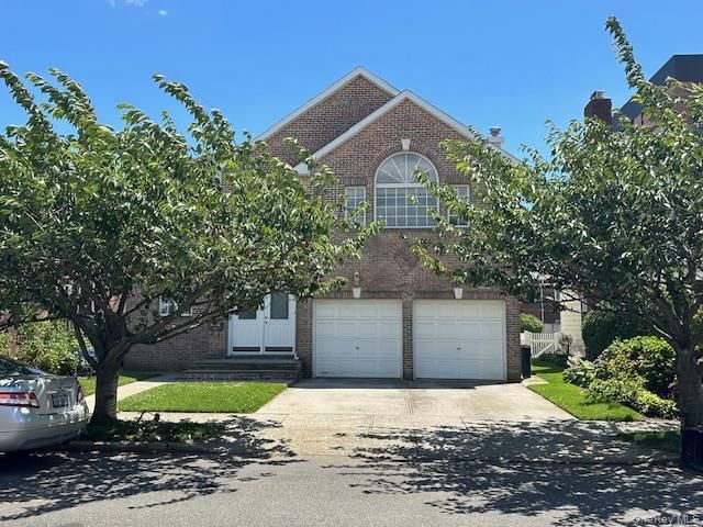 350 E Penn Street 1, Long Beach, NY 11561