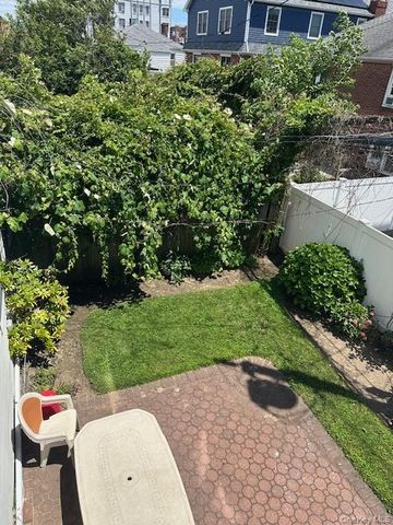 350 E Penn Street 1, Long Beach, NY 11561
