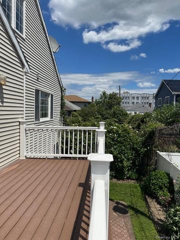 350 E Penn Street 1, Long Beach, NY 11561