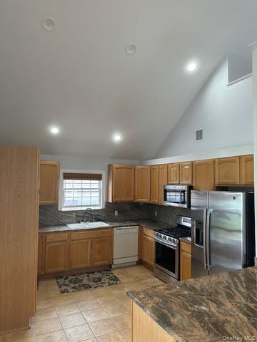 350 E Penn Street 1, Long Beach, NY 11561