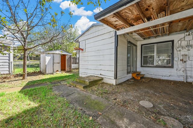 58 Pershing Drive, Denison, TX 75020