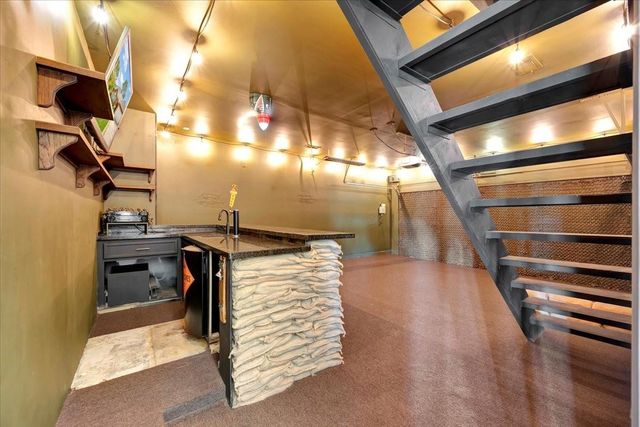 146 Bayou Bend Drive, League City, TX 77573