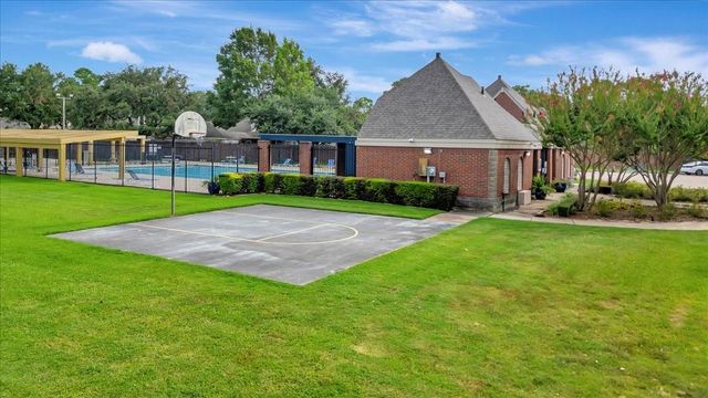 146 Bayou Bend Drive, League City, TX 77573