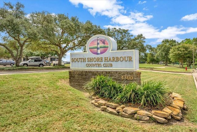 146 Bayou Bend Drive, League City, TX 77573