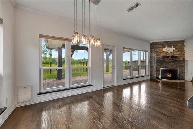 146 Bayou Bend Drive, League City, TX 77573