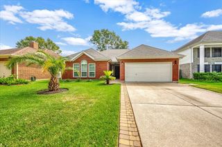 146 Bayou Bend Drive, League City, TX 77573