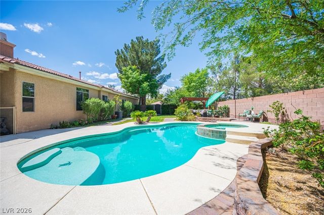7000 Longley Street, Las Vegas, NV 89131