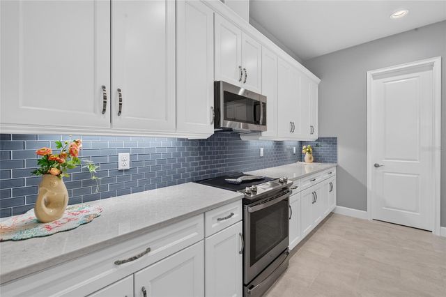305 AQUAMARINE WAY, Daytona Beach, FL 32124