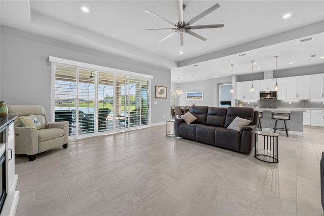 305 AQUAMARINE WAY, Daytona Beach, FL 32124