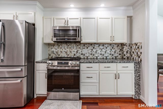 50 Chidsey Road, Avon, CT 06001