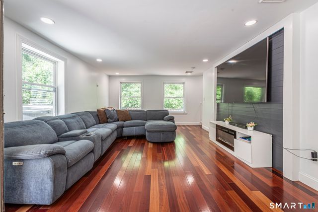 50 Chidsey Road, Avon, CT 06001