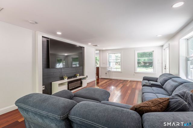 50 Chidsey Road, Avon, CT 06001