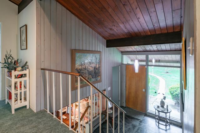 21 Wheeler Road, Hollis, NH 03049