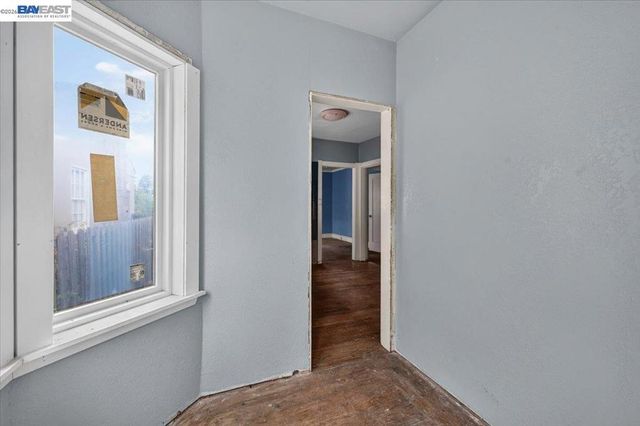 3148 California St, Oakland, CA 94602